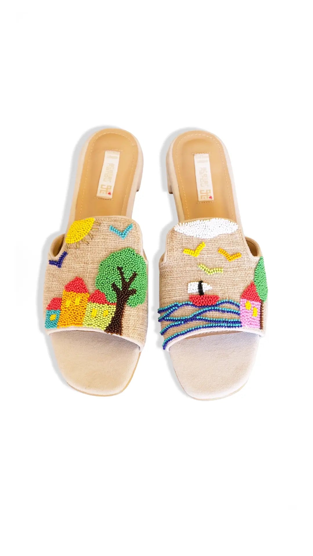 FLAT SANDALS