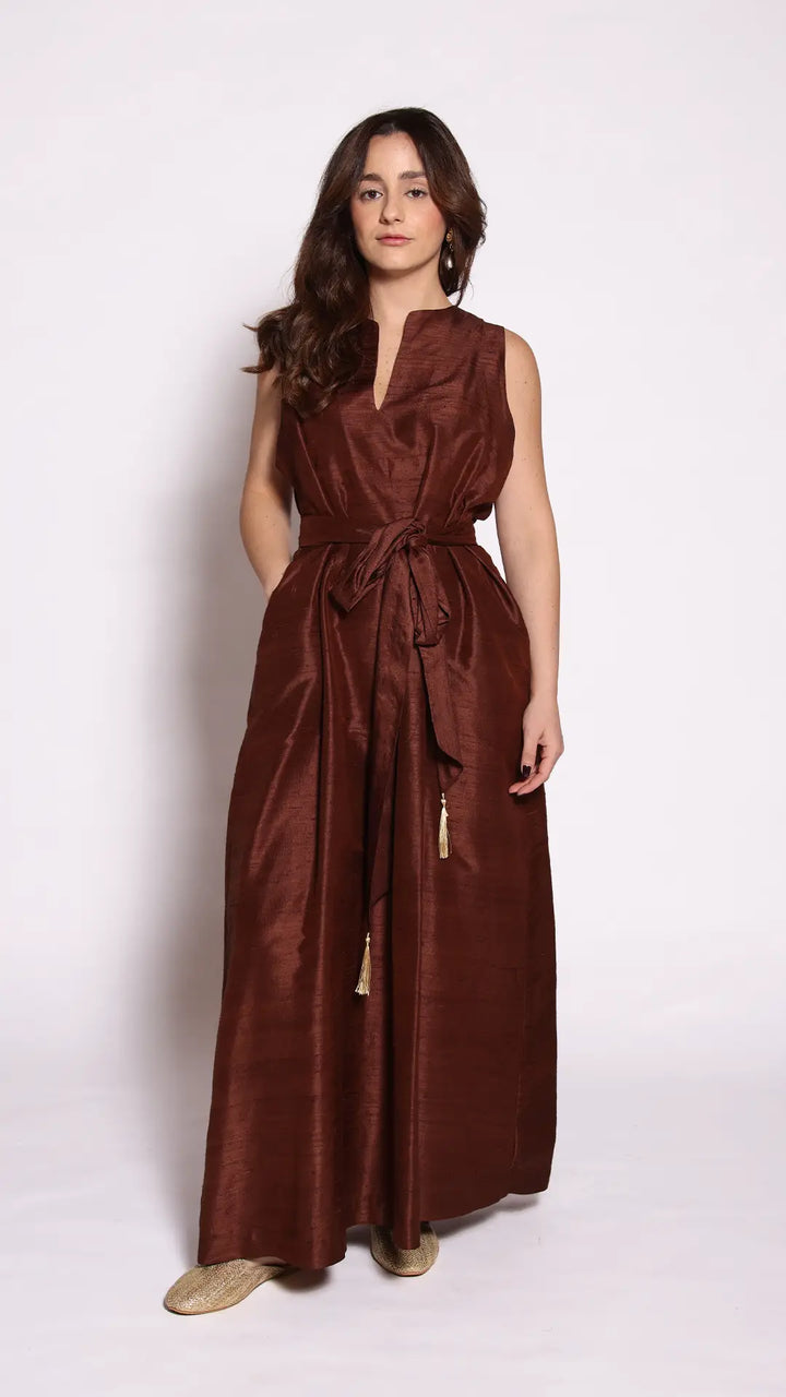 THE NAJWA ABAYA