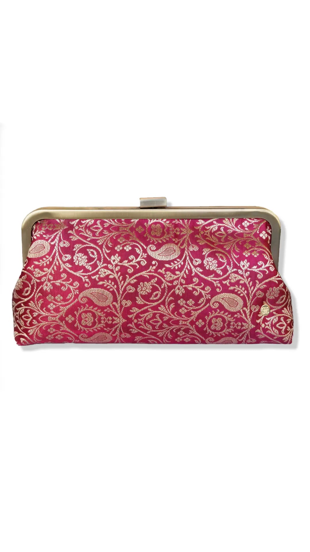 THE ZGHARTA CLUTCH
