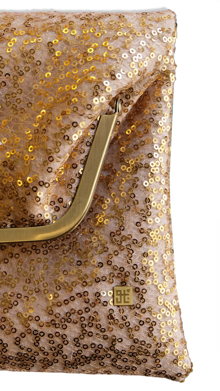THE ACHRAFIEH POUCH