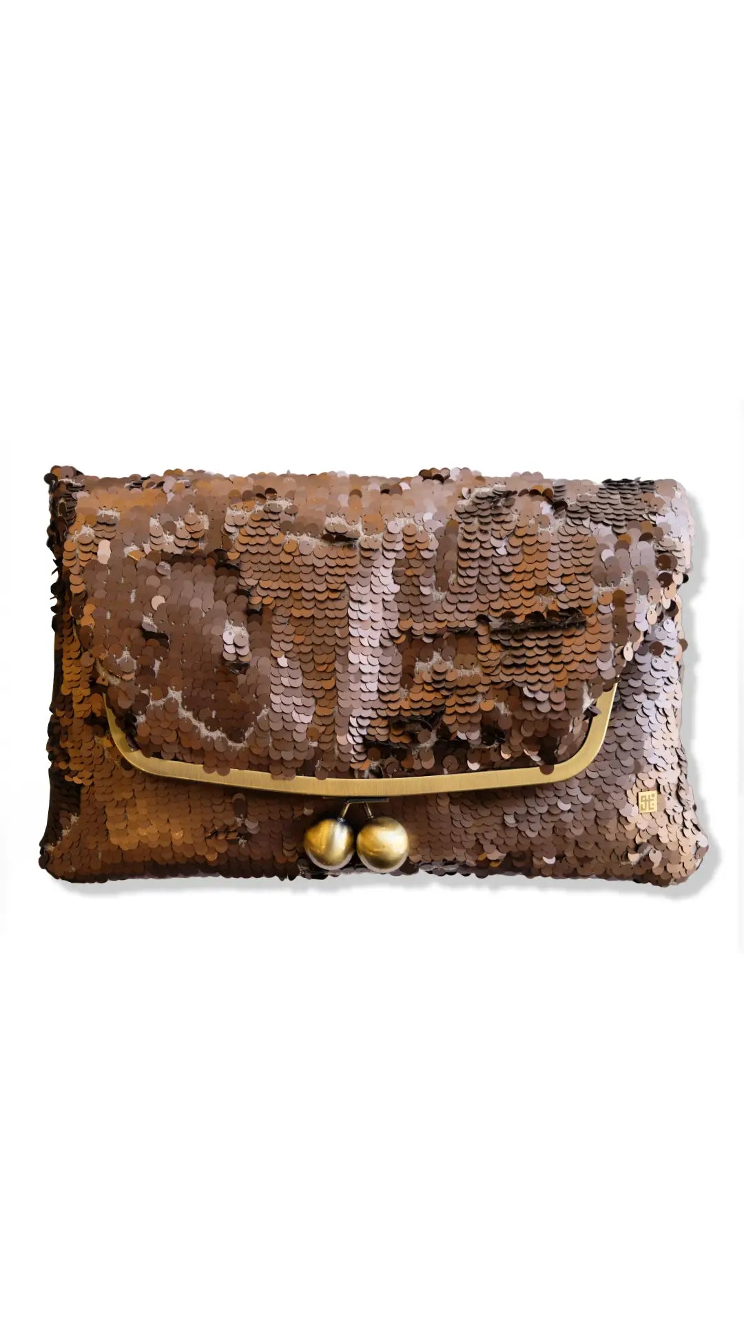 THE ACHRAFIEH POUCH