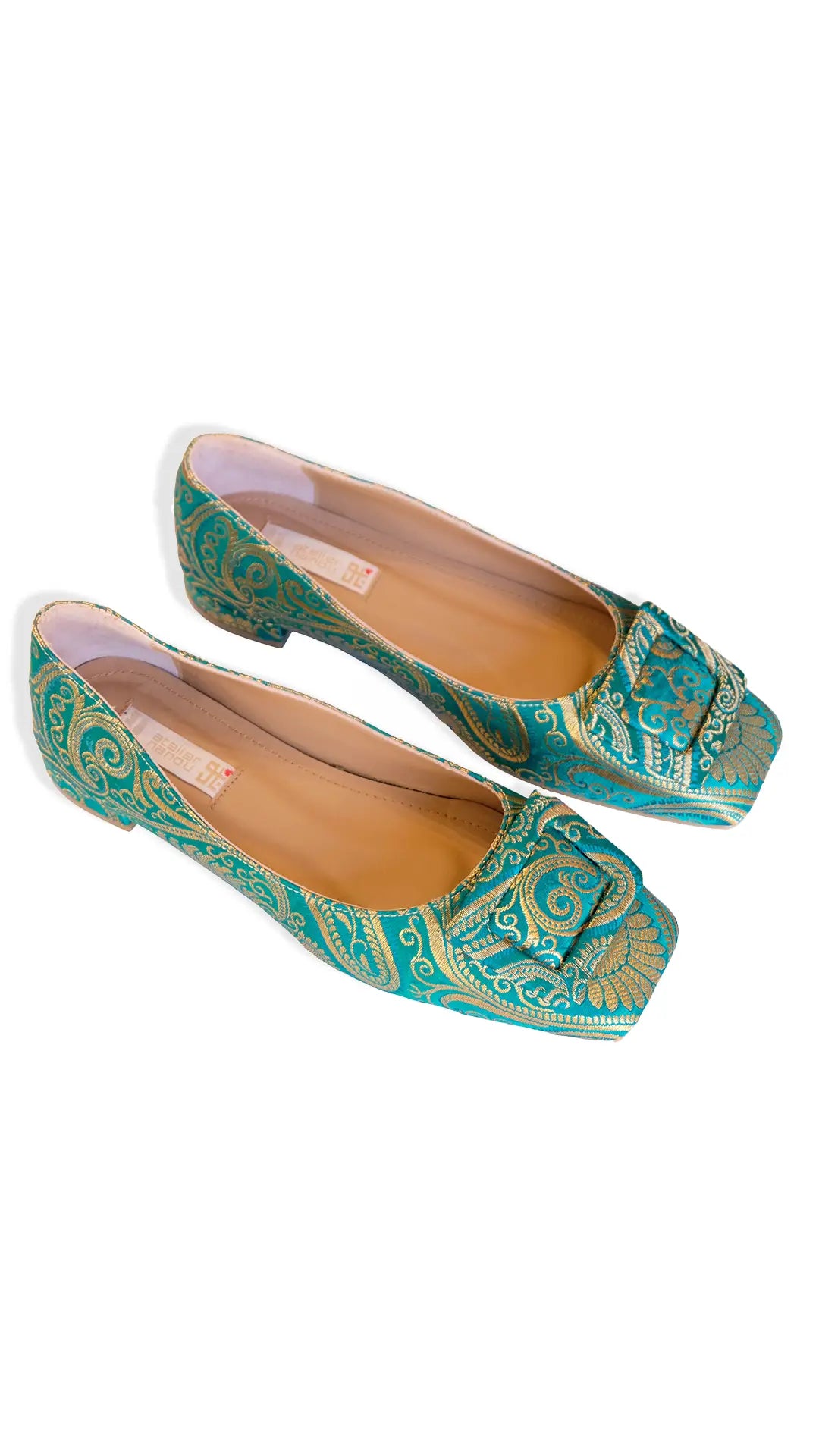THE LILAC BALLERINE