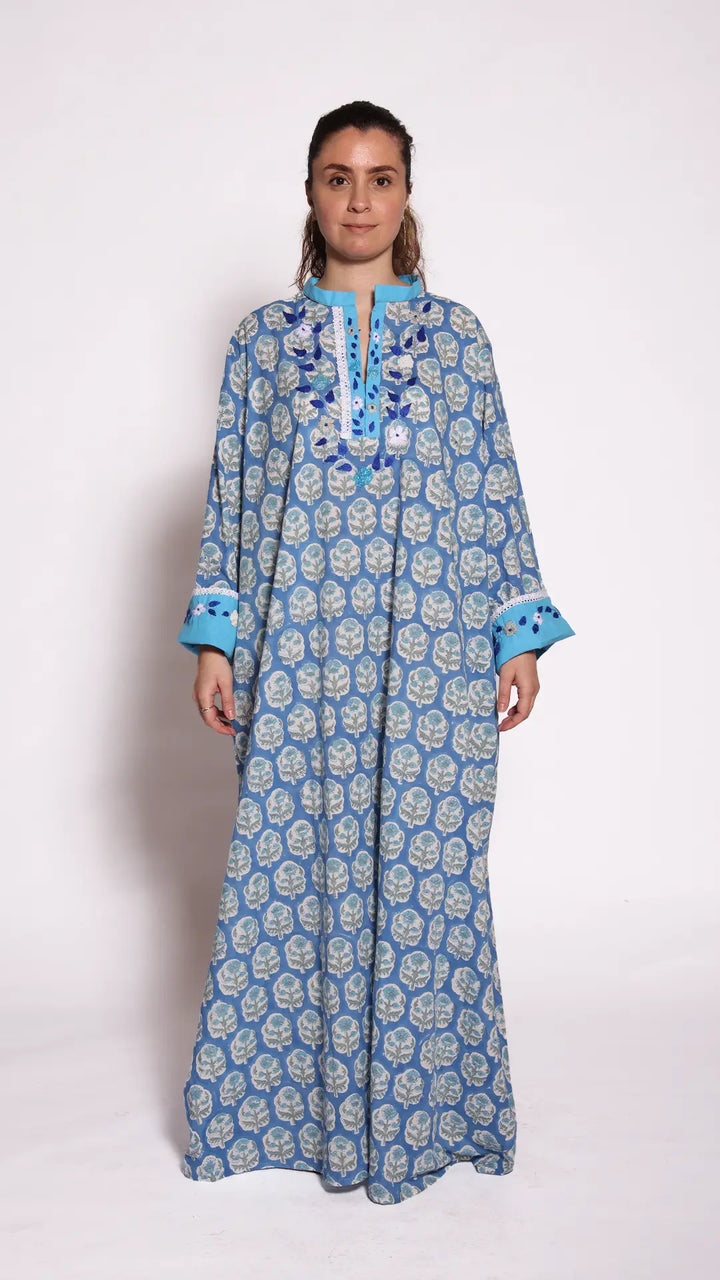 THE ARWA ABAYA