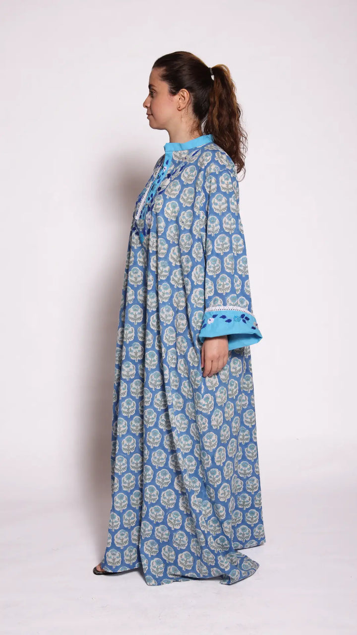 THE ARWA ABAYA