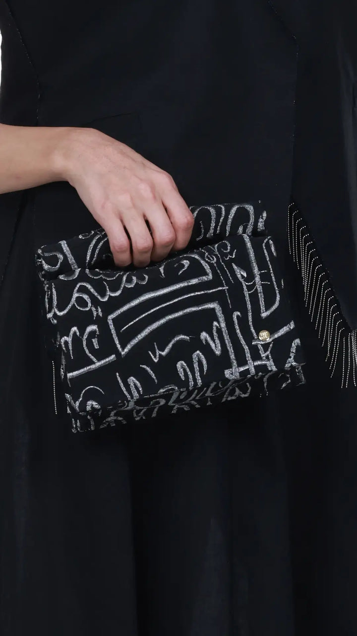 THE FARAYA CLUTCH