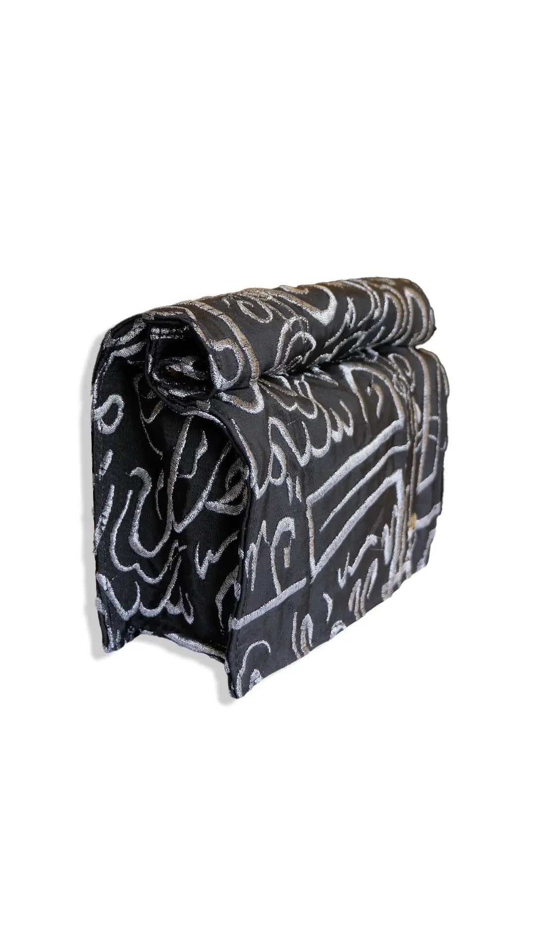 THE FARAYA CLUTCH