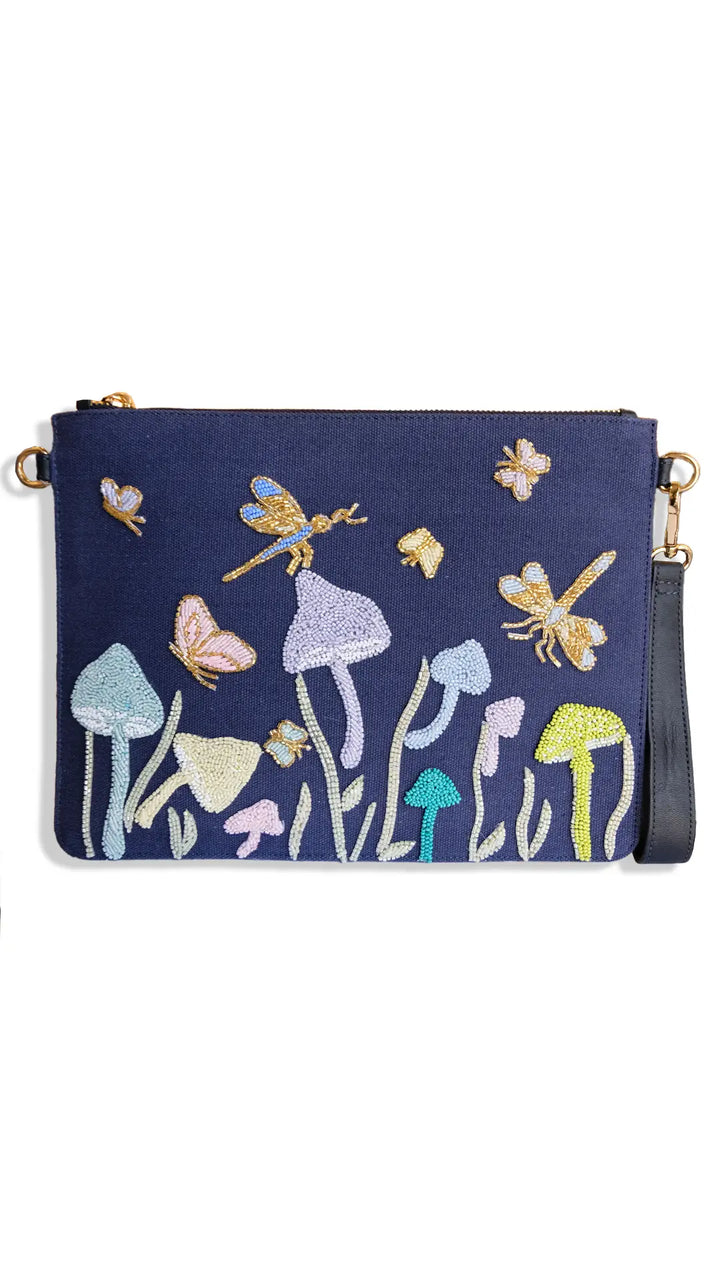 THE JEITA POUCH